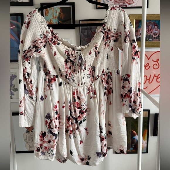 torrid Tops - Torrid Top Plus Size Top Floral Blouse Women 1X White Off Shoulder Blouse Smock